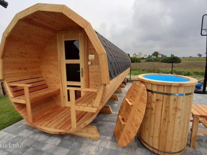 Holiday Home With A Terrace, Sauna, Jacuzzi Меленко Экстерьер фото